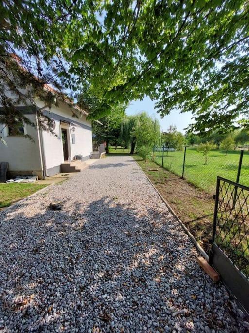House Kupa Mb Villa Petrinja Eksteriør bilde