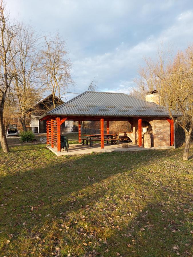House Kupa Mb Villa Petrinja Eksteriør bilde